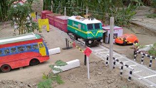 INDIAN RAILWAY LEVEL CROSSING MODEL  For Railking and Centy Toy Train| Handmade Level crossing