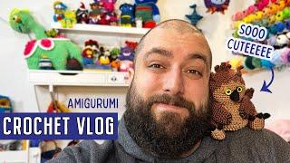 CROCHETING AN OWLBEAR & making Christmas amigurumi - Crochet vlog 18