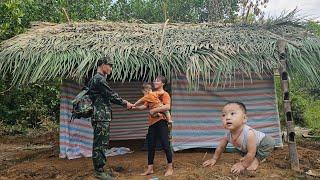 The soldier helped his single mother complete a bamboo house with a palm leaf roof for Ly Phuc Loc