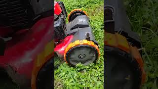 Add Treads Attachment to My Lawn Mower Wheels #lawncare #lawn #lawnmower #Green-Gripppers