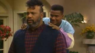 Fresh Prince of Bel Air - Uncle Phil Tries on Wig