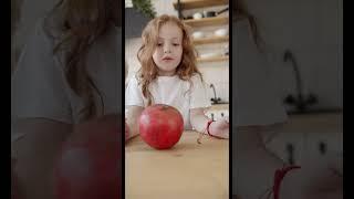 Barakah Bites: 1-Min Qur’an Superfood for Kids – Pomegranate, The Fruit of Paradise!
