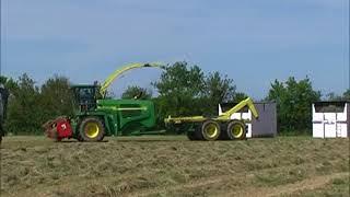 Ensilage herbe 7450 avec caisson ETA EDT CORBINEAU