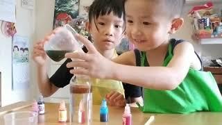 豆丁寶水樽內的彩虹雨 Simple Kids experiment - Rainbow rain in a bottle