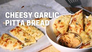 QUICK Cheesy Garlic Pitta Bread