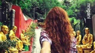 Your hand in mine - A walk & Follow me (Murad Osmann)