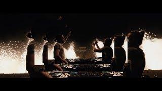 Dimitri Vegas & Like Mike ft. Snoop Dogg vs Julian Banks & Bassjackers - Bounce