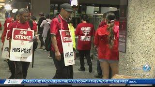 Local 5 food service workers at HNL Airport on strike