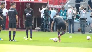 Robin Van Persie teaches Johan Djourou, Marouane Chamakh and Laurent Koscielny 1