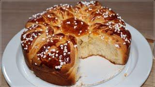 Fantastischer Hefekuchen mit versteckten Buchteln / Fluffy Yeast Cake filled with Jam Recipe