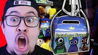 Rainbow Friends MYSTERY BOX Inside Claw Machine