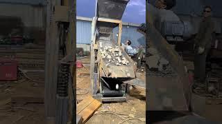 Vibrating screen #machine #quarrying #equipment #screen #separator
