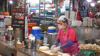 Famous Grandmother Kalguksu - Korean Street Food