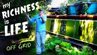 LIVING A RICH LIFE Offgrid - Narrowboat inspired by Nature - episode 95