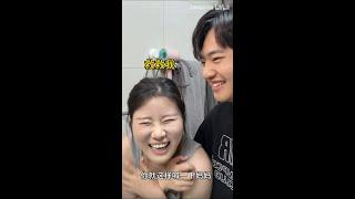 有妈的孩子像块宝，没妈的孩子像根草