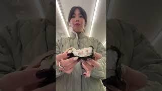 5 minute breakfast in Korea #seoul #korea #koreanfood #7eleven #conveniencestore #mukbang #asmr