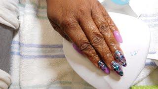 #watchmework @IamBiscuit Nailsbykrystle glitter acrylics#lanfobeauty #beginnerfriendly