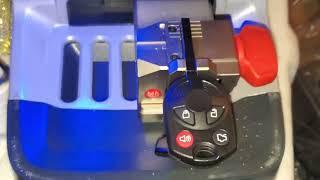 XHORSE KEY CUTTING MACHINE DOLPHIN XP-005L MINI REVIEW/ 1ST USE! / WALK-THROUGH