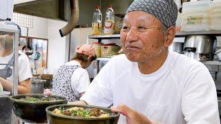 ６９歳のうどんマスターと家族が営むあまりにも素朴な大衆うどん屋に常連が殺到！！