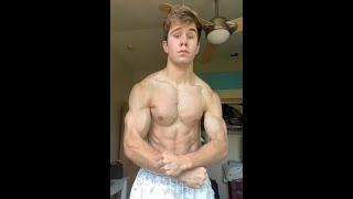 Teen aesthetic bodybuilder ripped muscle flexing / read description