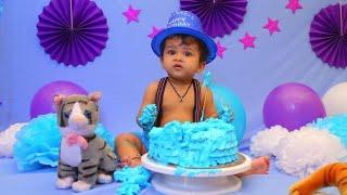 Shrehaan 1st birthday Photoshoot.. Cake smash.. Best cake smash ever..