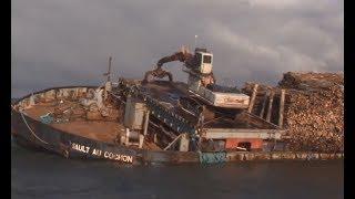 McKeil Marine - The salvage of a log barge