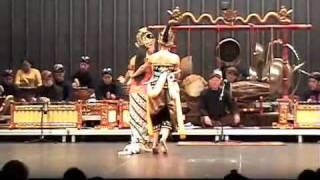 Javanese Gamelan "Panji Candrakirana" Dance Drama 1