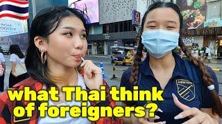 What do Thai people REALLY think of foreigners? (Farang in Thailand )