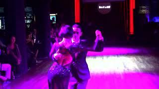 Impecable tango baile, Bulent Karabagli y Lina Chan