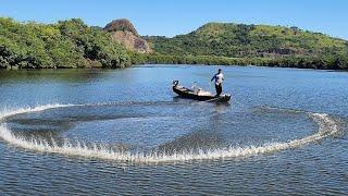 ESSA TARRAFA DEIXA OS PEIXES SEM SAÍDA ! pesca com tarrafa pano de rede RP redes/tarrafa.