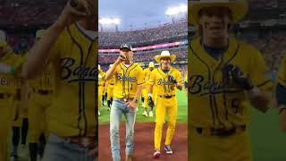 Dierks Bentley With The Savannah Bananas! #shorts #music #nashville