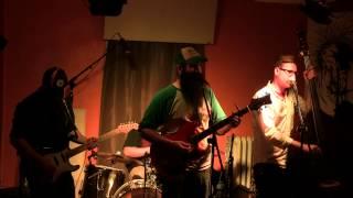 The Memphis Dives perform "Been Thinkin' of You" live at Cà d'Zan House Concerts 11/21/2014