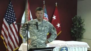 Maj. Gen. Collyar helps celebrate the U.S. Army Chaplaincy