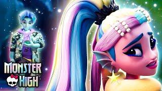 Will Lagoona FINALLY Get Gil's Attention | Monster High