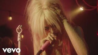 Starcrawler - Stranded (Official Music Video)