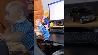 Hello everyone! Baby monkey is very Smart and Cute #familyBibi #Lala #Bibi #typ #Short #reels