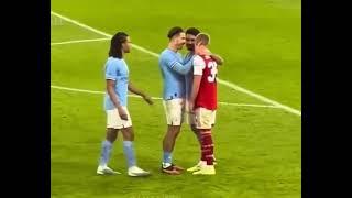 Zinchenko having fun with Gundogan, Walker and former teamtates from Manchester City