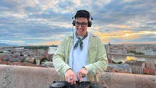 Sunrise deep house mix - Buda Castle set by DONDANOS