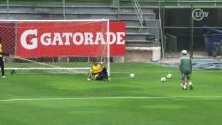 Com Cavalieri poupado, Julio Cesar treina forte no Fluminense