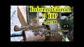 International 3 HP type M flywheel engine gib key removal #3