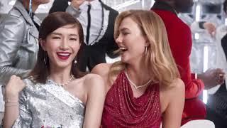 Swarovski 2017 X'mas CM - Karlie Kloss, Maggie Jiang Shuying 江疏影... [HD]