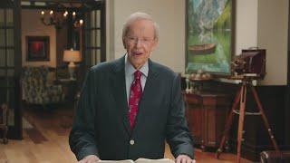 Charles Stanley announces he is stepping down as senior pastor at First Baptist