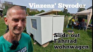 Vinzenz präsentiert seinen Double-Slide-Out Fahrradwohnwagen für Zwei aus Styrodur /XPS