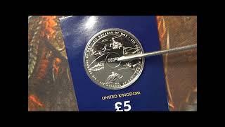 Video 1208 - James Bond £5 completer coin 7 of 6