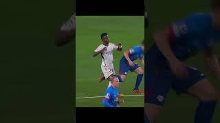 Vinícius Júnior vs Orban #vinicius #viniciusjunior #vinijr #viniciusjr #viniciusorban #vinijrorban