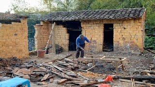 Being Fired ~ Guy Leaving City Clear Weeds and Renovate His Grandpa Dilapidated House to Live in