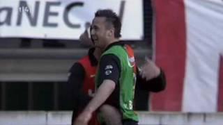 NEC Nijmegen - AZ (3-1 Jhonny van Buekering)