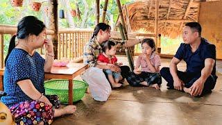 The brother-in-law came to Thu's house and told Thu that he had met Nam. Thu replied sadly.