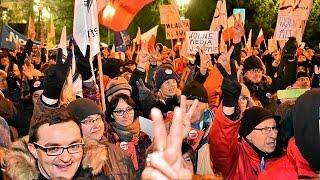 Protest broken up outside Poland's parliament