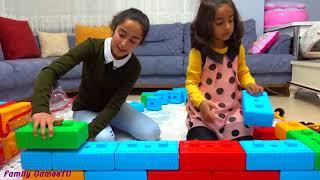 Esma and Asya fun kid video 459